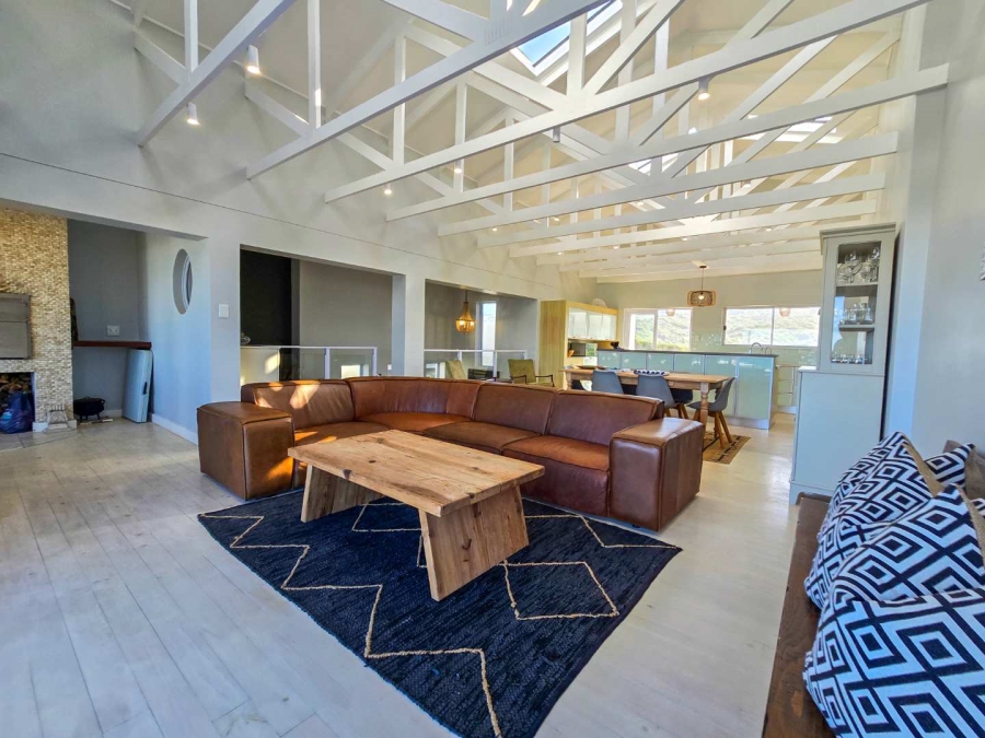 4 Bedroom Property for Sale in Stilbaai Oos Western Cape
